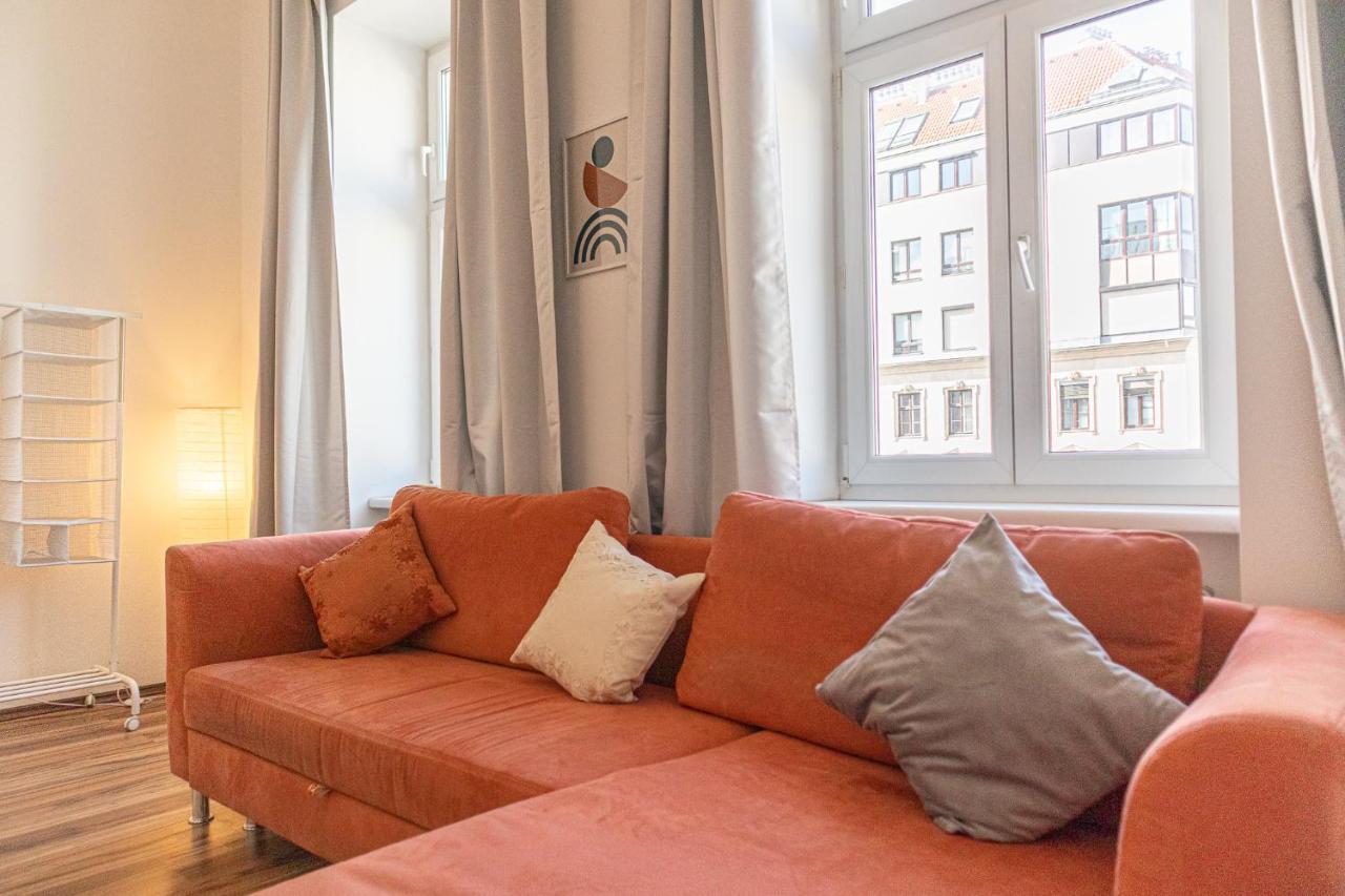 Special Vintage Viennese Apartment - 12Min F Downtown ภายนอก รูปภาพ