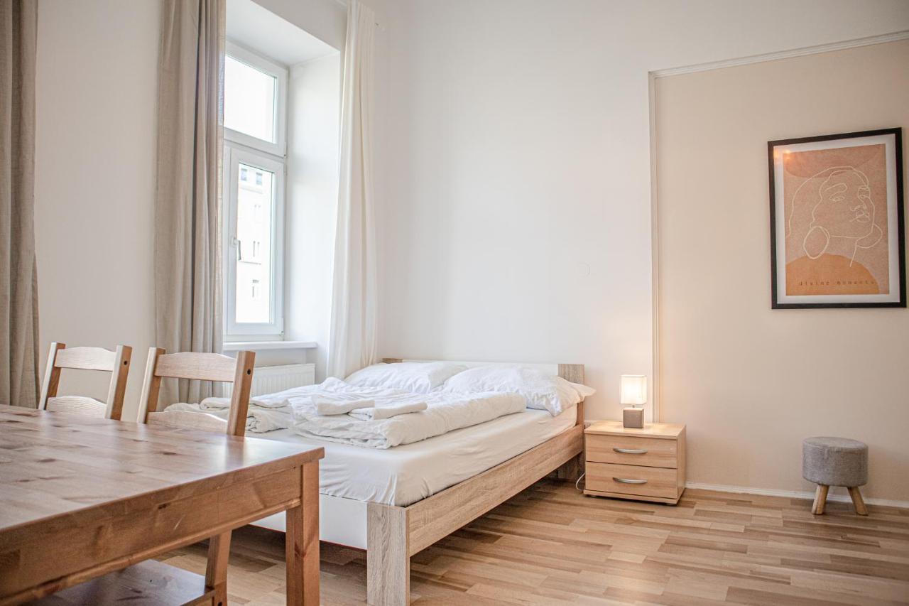 Special Vintage Viennese Apartment - 12Min F Downtown ภายนอก รูปภาพ