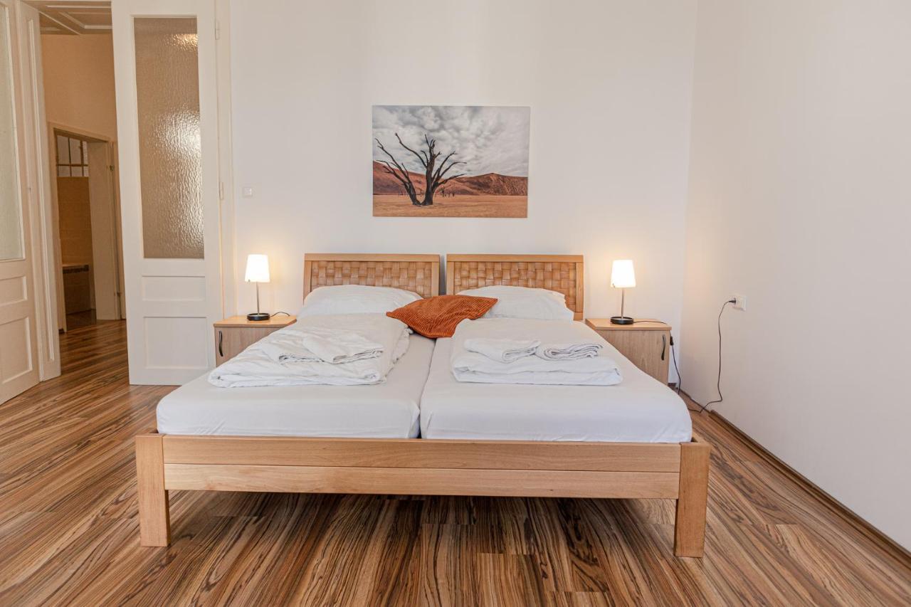 Special Vintage Viennese Apartment - 12Min F Downtown ภายนอก รูปภาพ